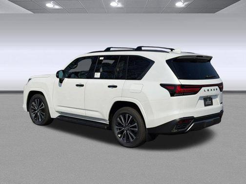 Eminent White Pearl 2026 Lexus LX 600 Premium