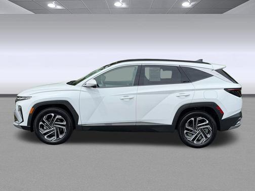 Creamy White Pearl 2025 Hyundai TUCSON Hybrid Limited
