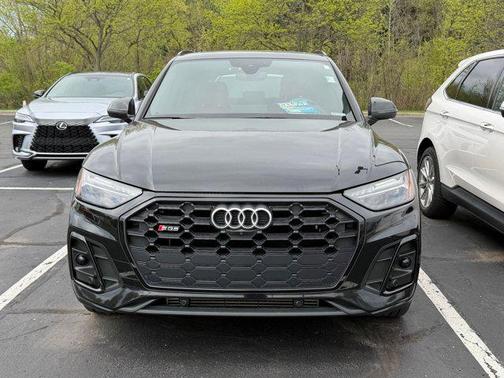 Mythos Black Metallic 2021 Audi SQ5 3.0T Prestige