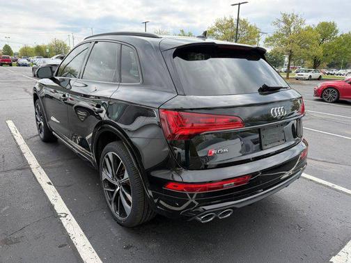 Mythos Black Metallic 2021 Audi SQ5 3.0T Prestige