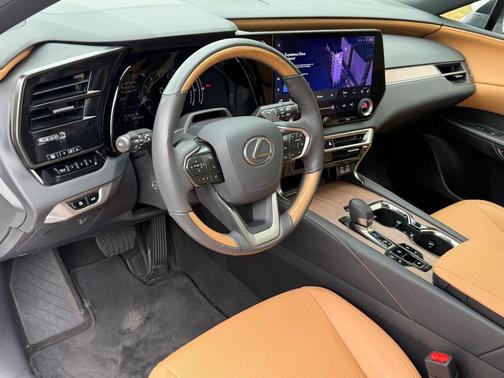 Eminent White Pearl 2024 Lexus RX 350 Premium