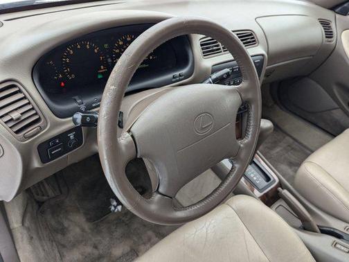 1994 Lexus ES 300 Base