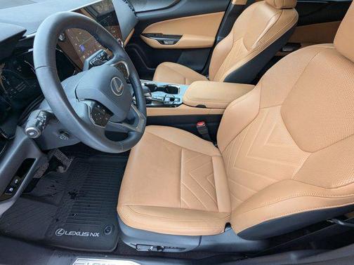 2025 Lexus NX 350h Luxury