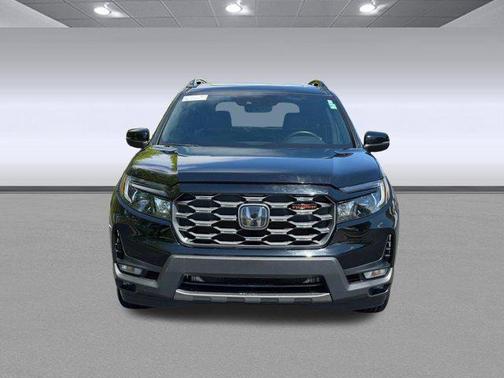 Crystal Black Pearl 2022 Honda Passport AWD TrailSport
