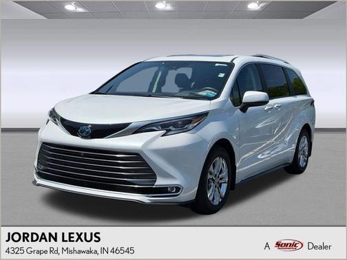 Wind Chill Pearl 2023 Toyota Sienna Platinum