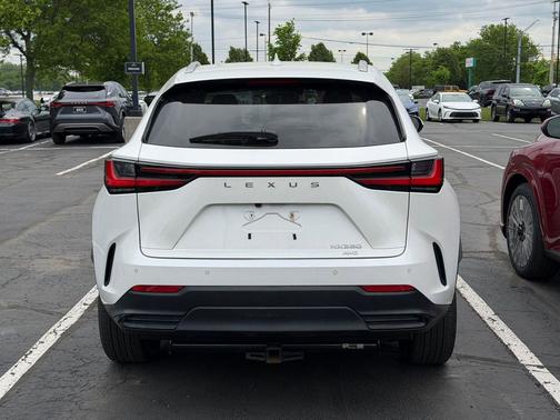 Eminent White Pearl 2022 Lexus NX 350 Premium