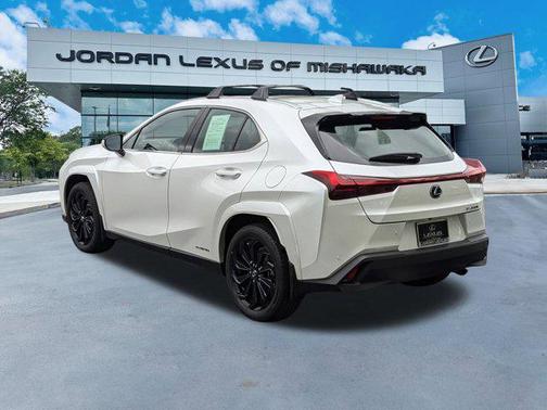 2022 Lexus UX 250h Base
