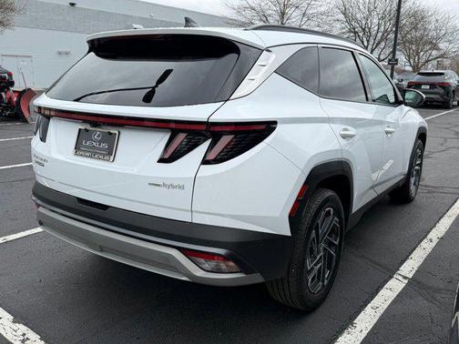 2025 Hyundai TUCSON Hybrid Limited