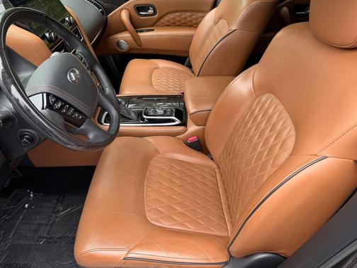 Anthracite Gray 2024 INFINITI QX80 SENSORY AWD