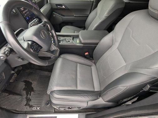 2024 Lexus GX 550 Luxury+