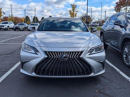 2023 Lexus ES 350 Base