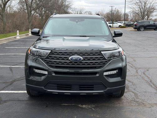 Forged Green Metallic 2022 Ford Explorer XLT