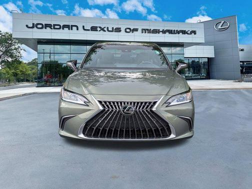 2024 Lexus ES 350 Luxury