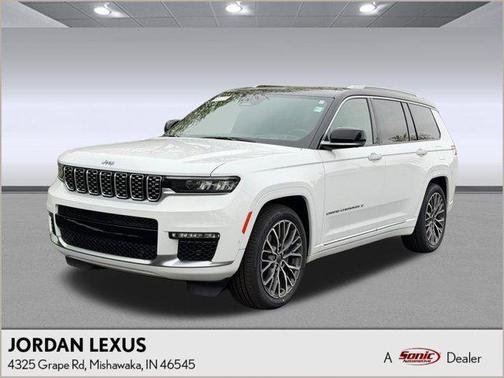 Diamond Black Crystal Pearlcoat 2023 Jeep Grand Cherokee L Summit Reserve