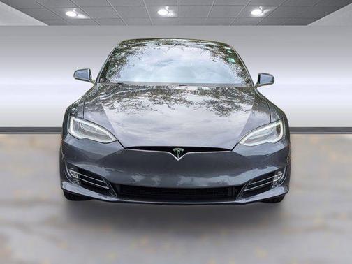 2021 Tesla Model S Long Range