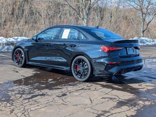 2024 Audi RS 3 TFSI quattro S tronic