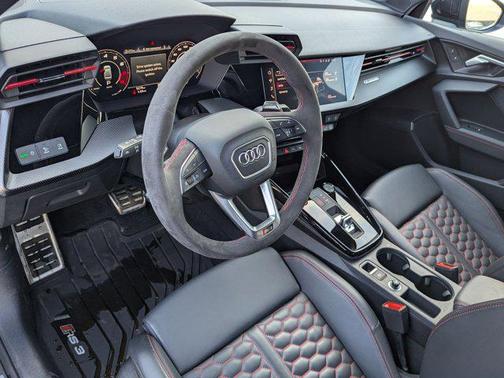 2024 Audi RS 3 TFSI quattro S tronic