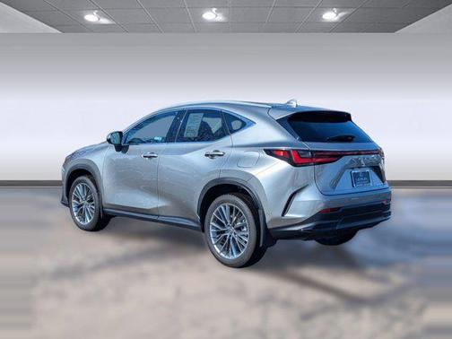 2026 Lexus NX 350h Luxury