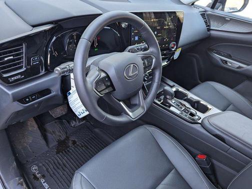 2026 Lexus NX 350h Luxury