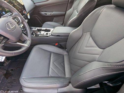 2026 Lexus NX 350h Luxury