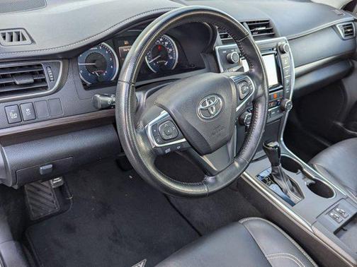 2016 Toyota Camry XLE