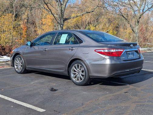 2016 Toyota Camry XLE