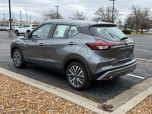 2022 Nissan Kicks SV