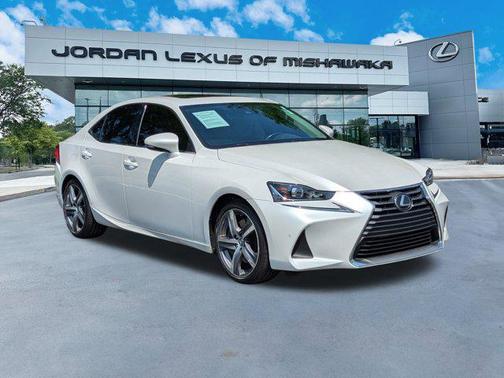 2018 Lexus IS 300 Base