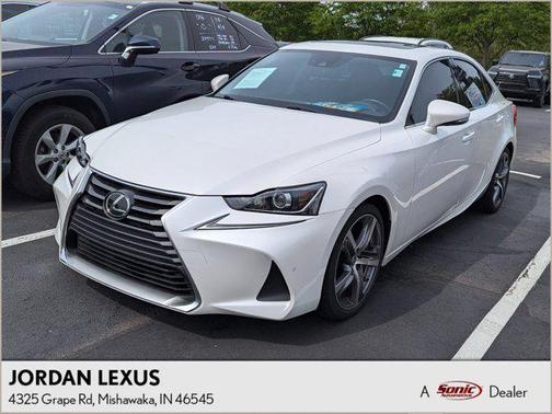 2018 Lexus IS 300 Base