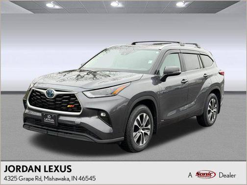 2023 Toyota Highlander Hybrid XLE