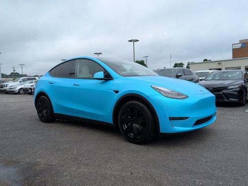 2021 Tesla Model Y Standard Range Rear-Wheel Drive