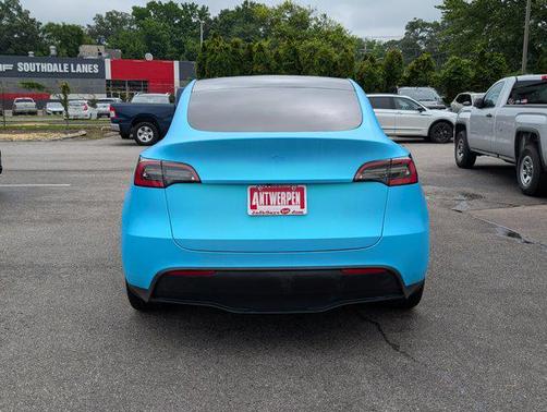 2021 Tesla Model Y Standard Range Rear-Wheel Drive