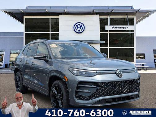 2025 Volkswagen Tiguan 2.0T SE R-Line Black 4MOTION