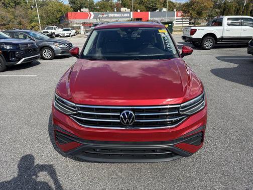 2023 Volkswagen Tiguan 2.0T SE