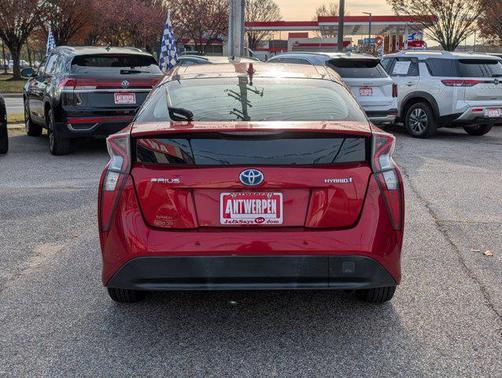 2018 Toyota Prius Two