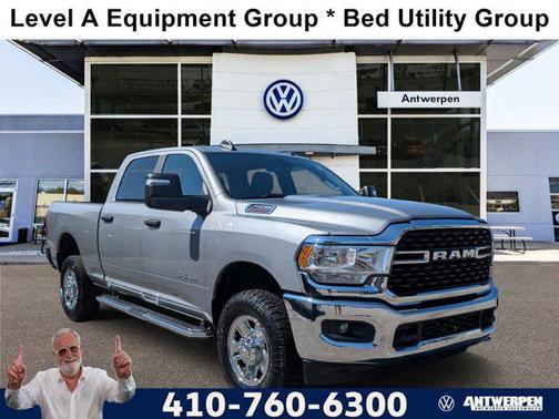 2024 RAM 2500 Big Horn Crew Cab 4x4 6'4' Box