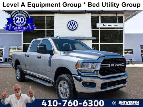 2024 RAM 2500 Big Horn Crew Cab 4x4 6'4' Box