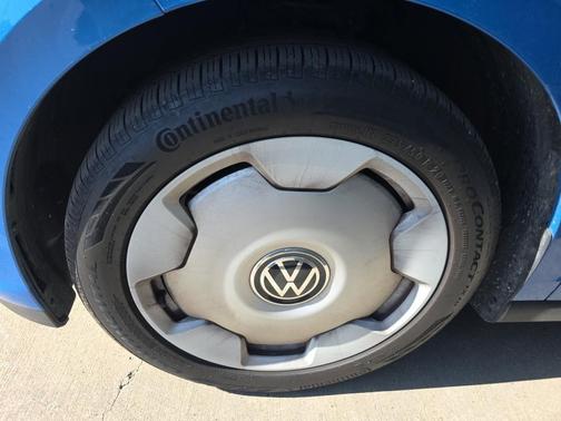 Cabana Blue 2025 Volkswagen ID. Buzz 1st Edition with 4MOTION