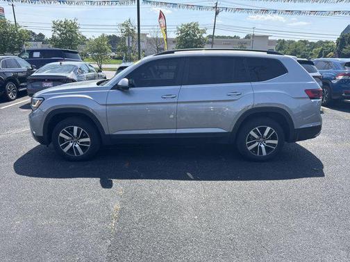 2022 Volkswagen Atlas 2.0T SE