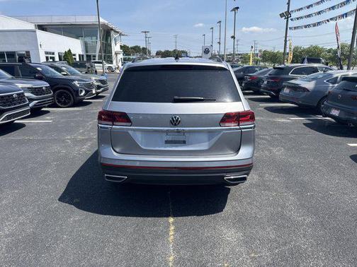 2022 Volkswagen Atlas 2.0T SE