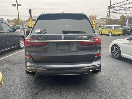 2020 BMW X7 M50i