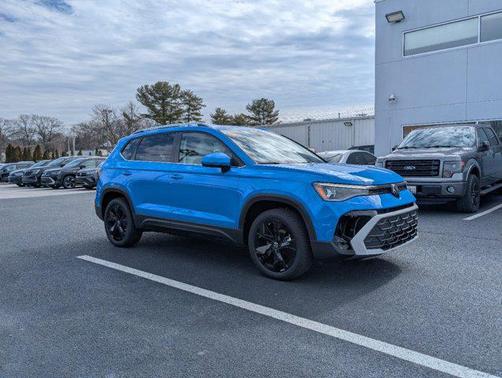 2025 Volkswagen Taos 1.5T SE