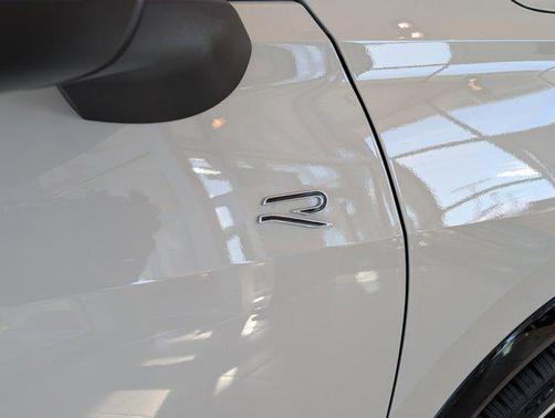 2026 Volkswagen Tiguan 2.0T SEL R-Line 4MOTION