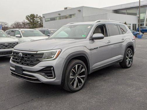 2025 Volkswagen Atlas 2.0T SEL Premium R-Line 4MOTION
