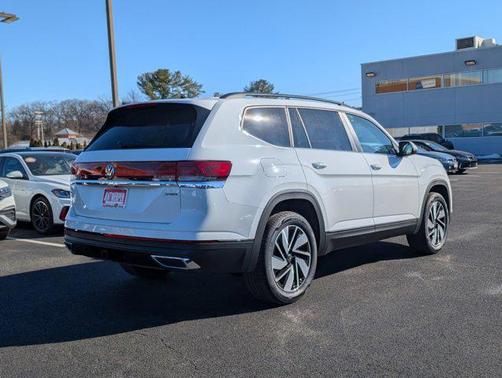 2025 Volkswagen Atlas 2.0T SE w/Technology 4MOTION