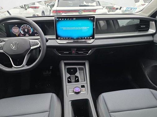 2025 Volkswagen Tiguan 2.0T SE 4MOTION