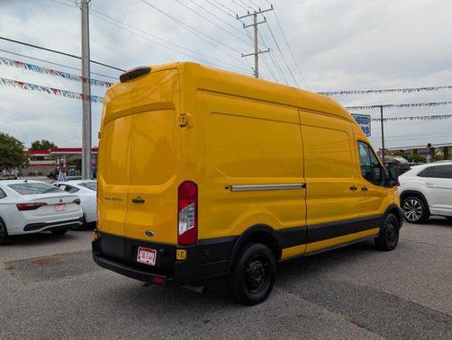 2020 Ford Transit-250 Base