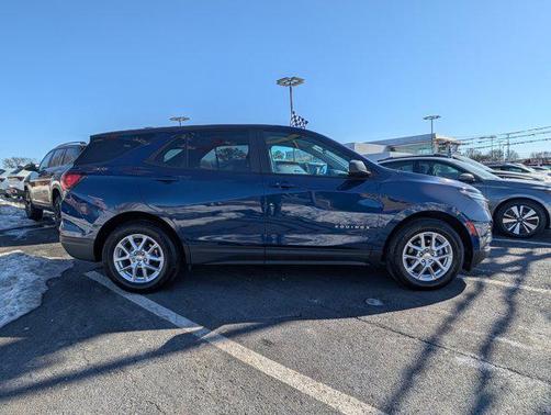 2023 Chevrolet Equinox LS