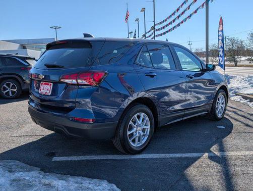 2023 Chevrolet Equinox LS