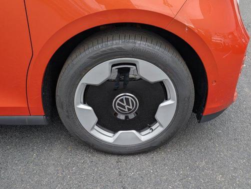 2025 Volkswagen ID. Buzz Pro S Plus with 4MOTION